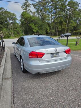 2012 Volkswagen Passat 2.5 SE