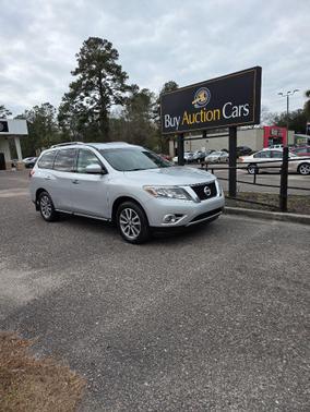 2015 Nissan Pathfinder SV