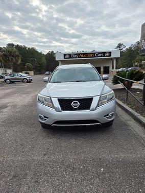 2015 Nissan Pathfinder SV