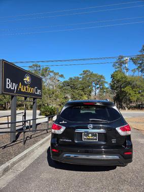 2013 Nissan Pathfinder SV