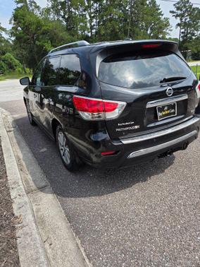 2016 Nissan Pathfinder SV