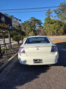2006 Mitsubishi Galant Base