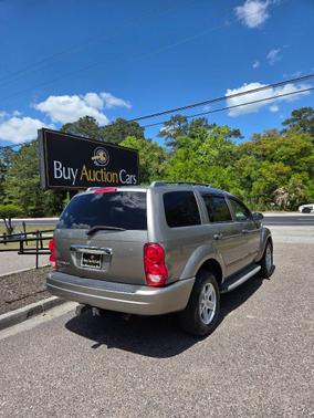 GOLD 2005 Dodge Durango SLT