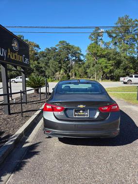 2017 Chevrolet Malibu 1LT