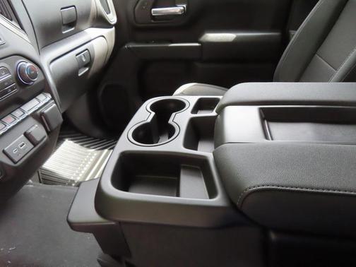 2025 Chevrolet Silverado 2500 Custom