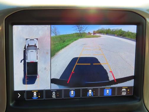 Summit White 2023 Chevrolet Silverado 3500 High Country