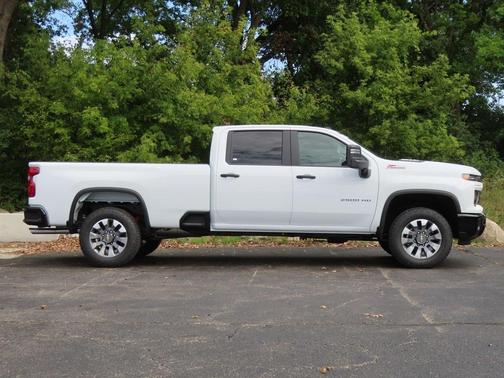 2026 Chevrolet Silverado 2500 Custom