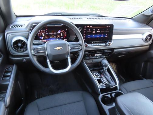 Sterling Gray Metallic 2024 Chevrolet Colorado LT