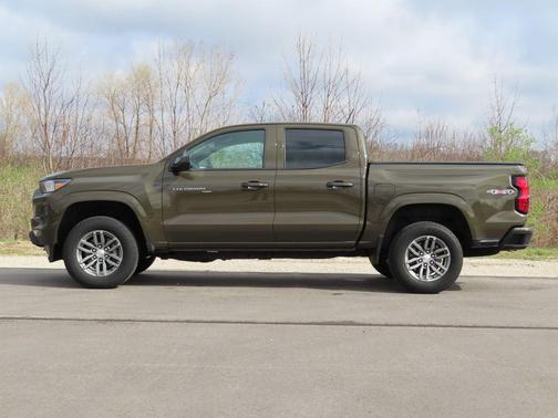Harvest Gold / Bronze 2023 Chevrolet Colorado LT