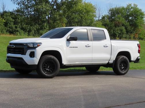 2024 Chevrolet Colorado LT