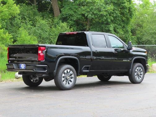 2025 Chevrolet Silverado 2500 Custom