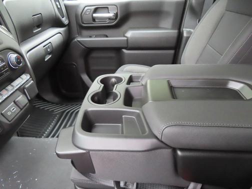 2025 Chevrolet Silverado 2500 Custom