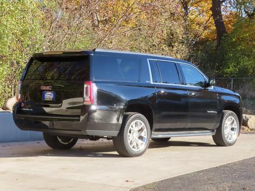 2018 GMC Yukon XL SLT