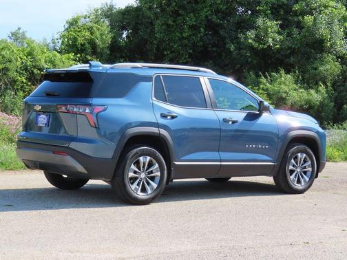 Lakeshore Blue Metallic 2025 Chevrolet Equinox LT