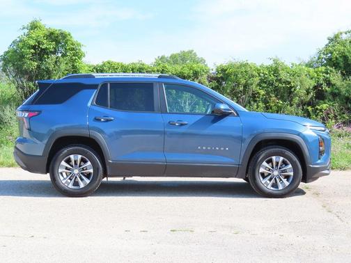 Lakeshore Blue Metallic 2025 Chevrolet Equinox LT