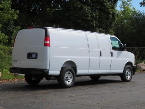 2025 Chevrolet Express 3500 Work Van