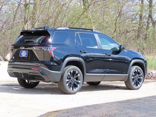 Mosaic Black Metallic 2026 Chevrolet Equinox RS