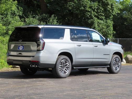 2025 Chevrolet Suburban Z71