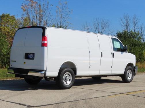 2025 Chevrolet Express 2500 Work Van