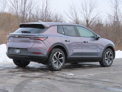 2026 Chevrolet Equinox EV LT 1