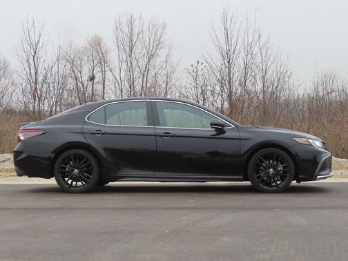 2023 Toyota Camry XSE V6