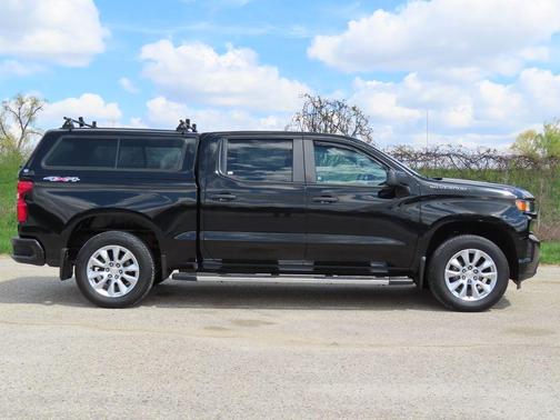 Black 2020 Chevrolet Silverado 1500 Custom