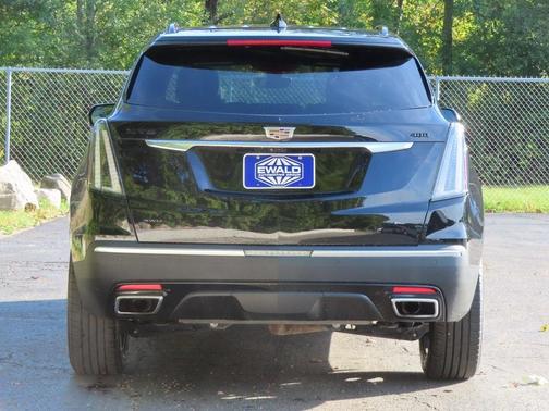 2022 Cadillac XT5 Sport