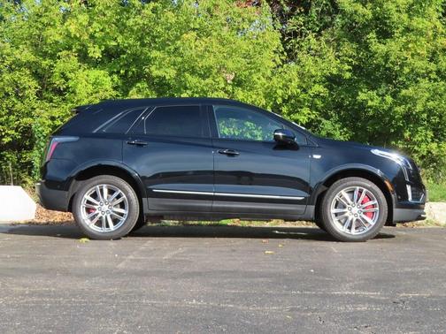 2022 Cadillac XT5 Sport