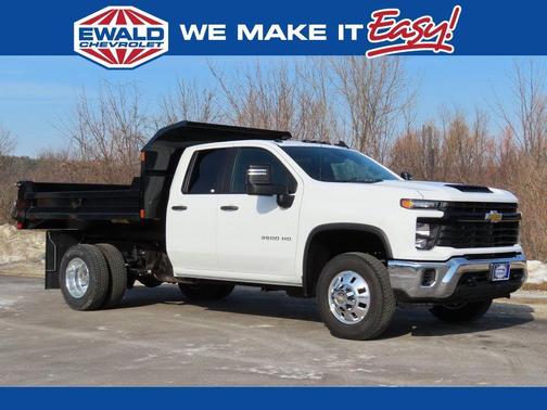 Summit White 2025 Chevrolet Silverado 3500 WT