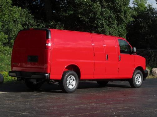 2025 Chevrolet Express 3500 Work Van