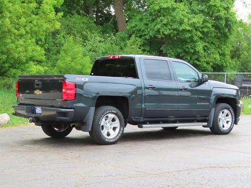 Graphite Metallic 2017 Chevrolet Silverado 1500 LT