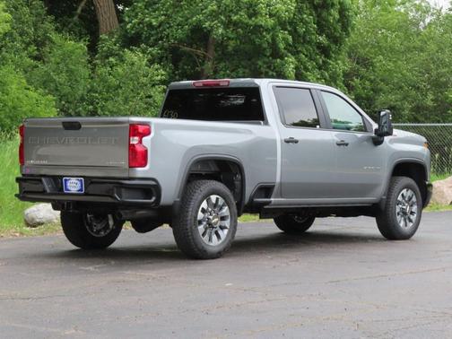2025 Chevrolet Silverado 2500 Custom