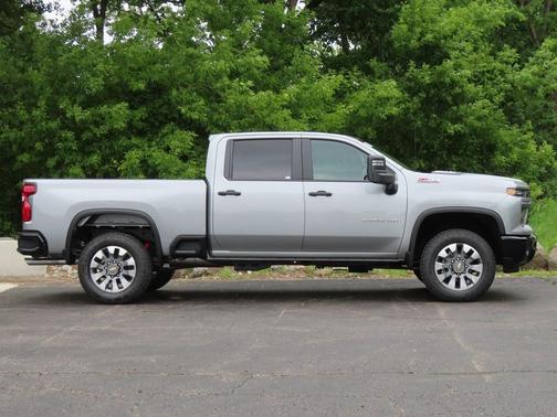 2025 Chevrolet Silverado 2500 Custom