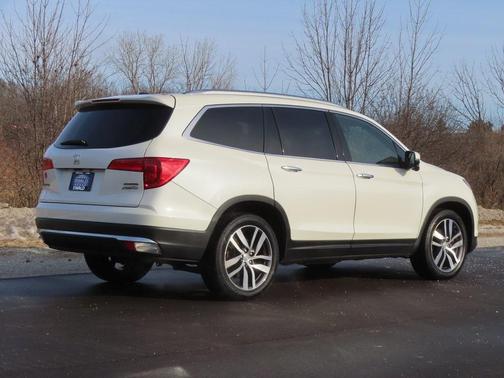 2017 Honda Pilot Touring