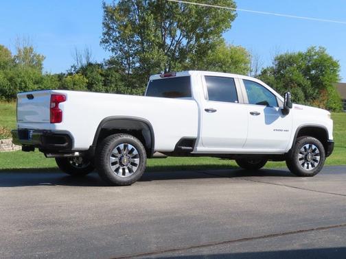 2026 Chevrolet Silverado 2500 Custom