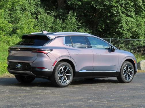 2025 Chevrolet Equinox EV LT 2