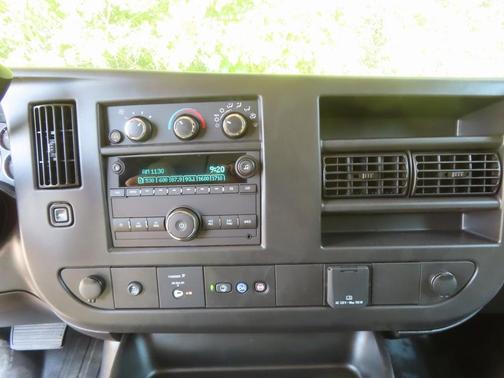 2025 Chevrolet Express 2500 Work Van