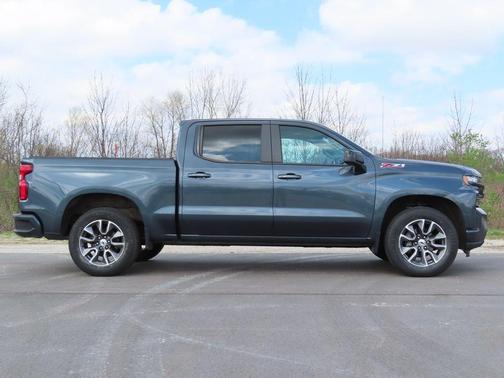 Shadow Gray Metallic 2020 Chevrolet Silverado 1500 RST