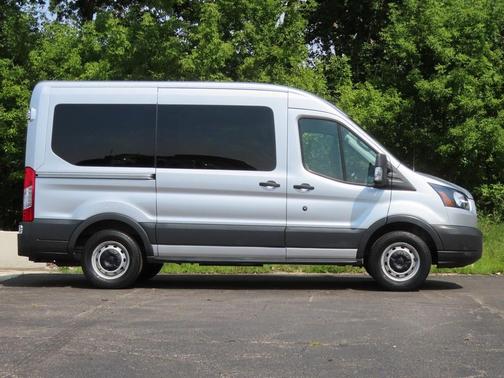 2017 Ford Transit-150 XL
