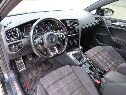 Gray 2015 Volkswagen Golf GTI
