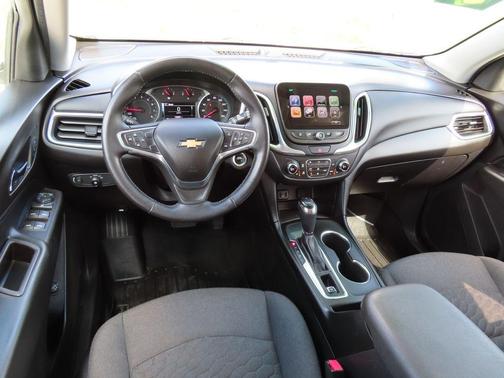 Iridescent Pearl Tricoat 2018 Chevrolet Equinox 1LT