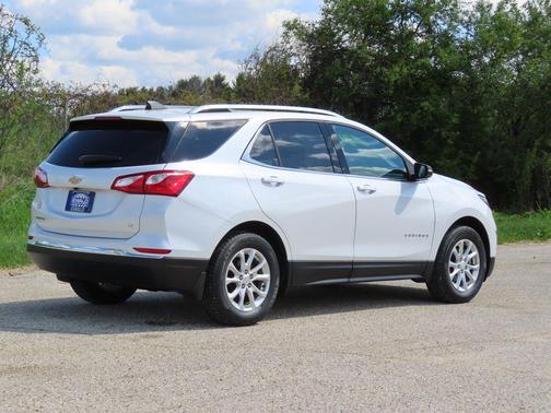 Iridescent Pearl Tricoat 2018 Chevrolet Equinox 1LT