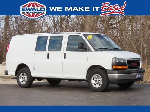 2022 GMC Savana 2500 Work Van