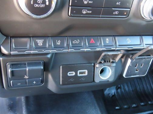 Summit White 2025 GMC Sierra 3500 Pro