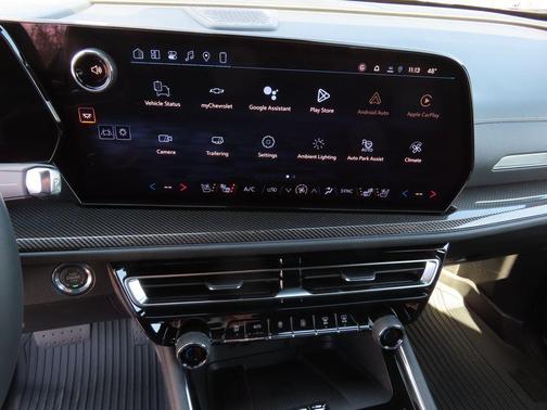 Mosaic Black Metallic 2026 Chevrolet Traverse High Country