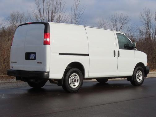 2023 GMC Savana 2500 Work Van