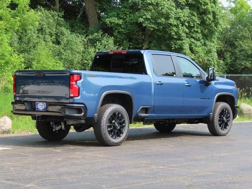 2025 Chevrolet Silverado 2500 LT