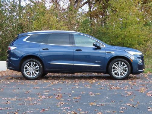 2023 Buick Enclave Avenir