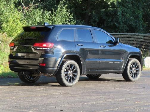 2017 Jeep Grand Cherokee Altitude