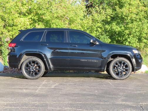 2017 Jeep Grand Cherokee Altitude